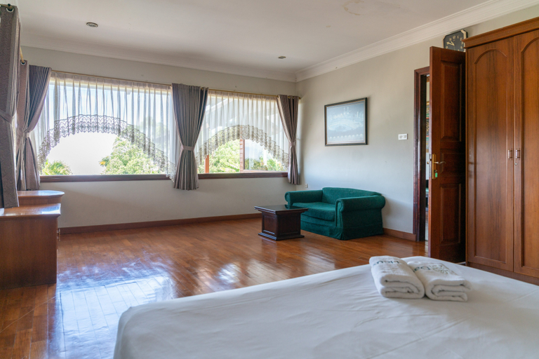 Bedroom 5