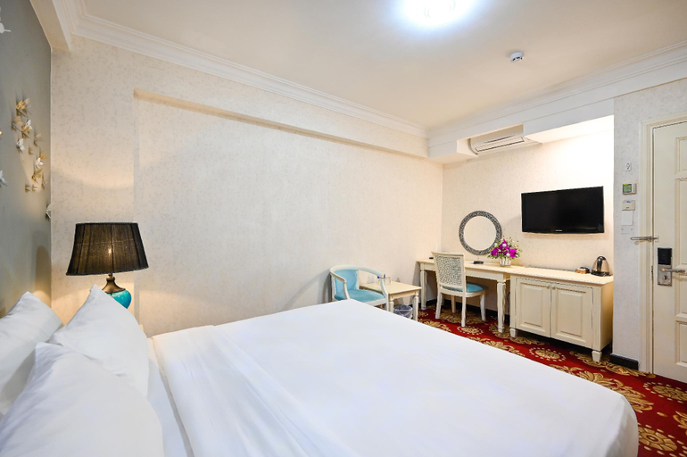 Bedroom 9