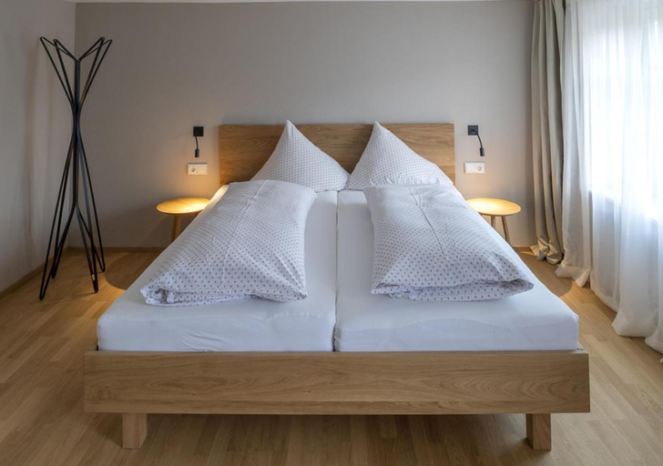 Bedroom 2, Gasthof Lowen Tosters, Feldkirch