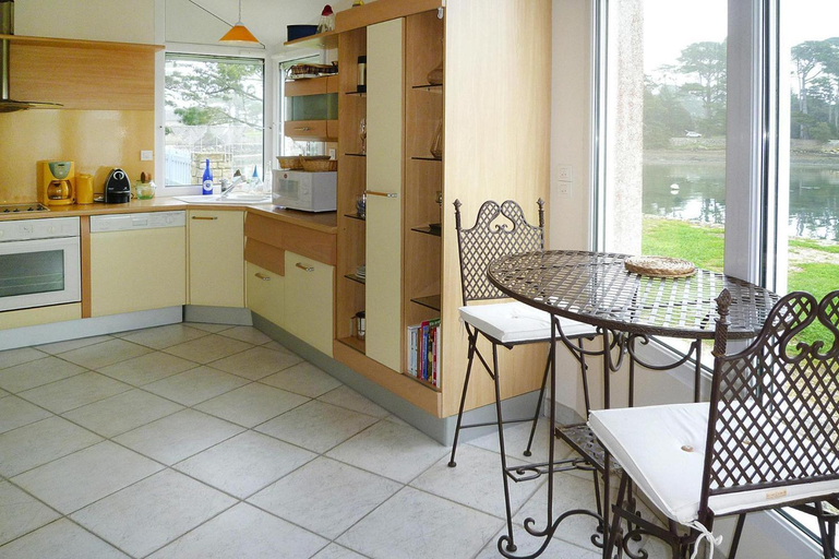 Others 5, Holiday Home in Morbihan with Sea Views, Morbihan