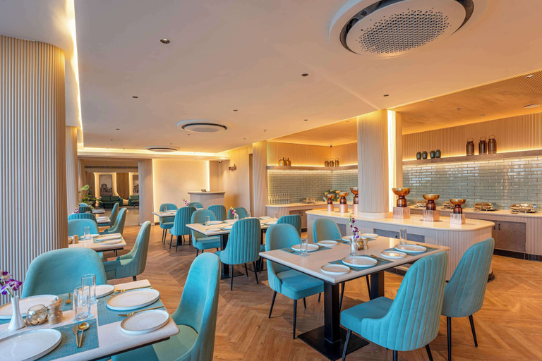 Food & Drinks 5, Park Inn & Suites By Radisson Bengaluru Yelahanka, Bangalore