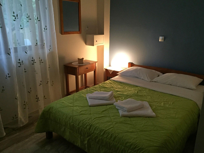 Bedroom 3, Oasis Apartments, Peloponnese