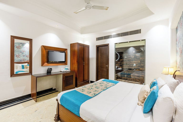 Bedroom 30
