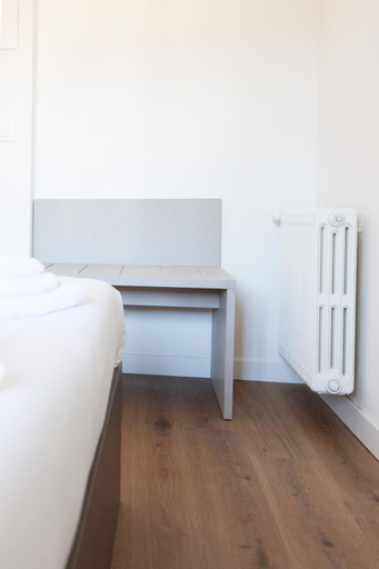 Bedroom 13