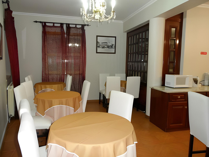 Others 5, Hotel Brites, Chaves