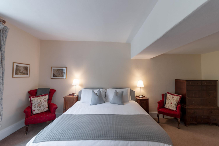 Bedroom 3, Spread Eagle Inn, Wiltshire