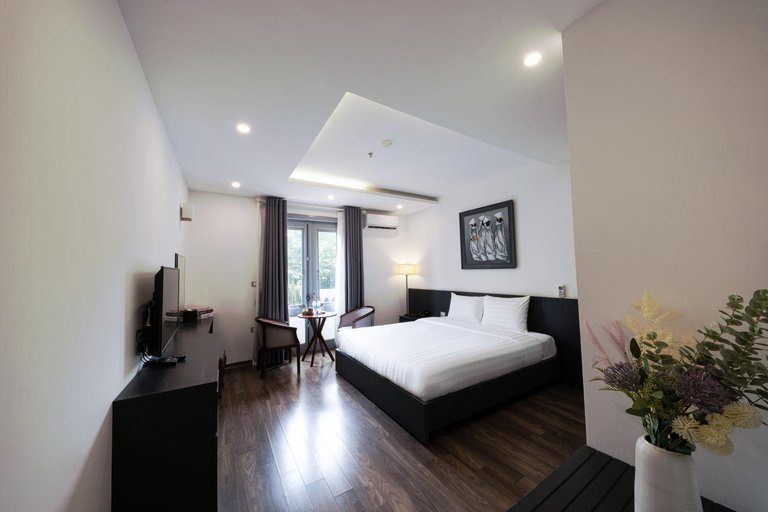 Bedroom 12