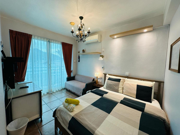 Bedroom 14