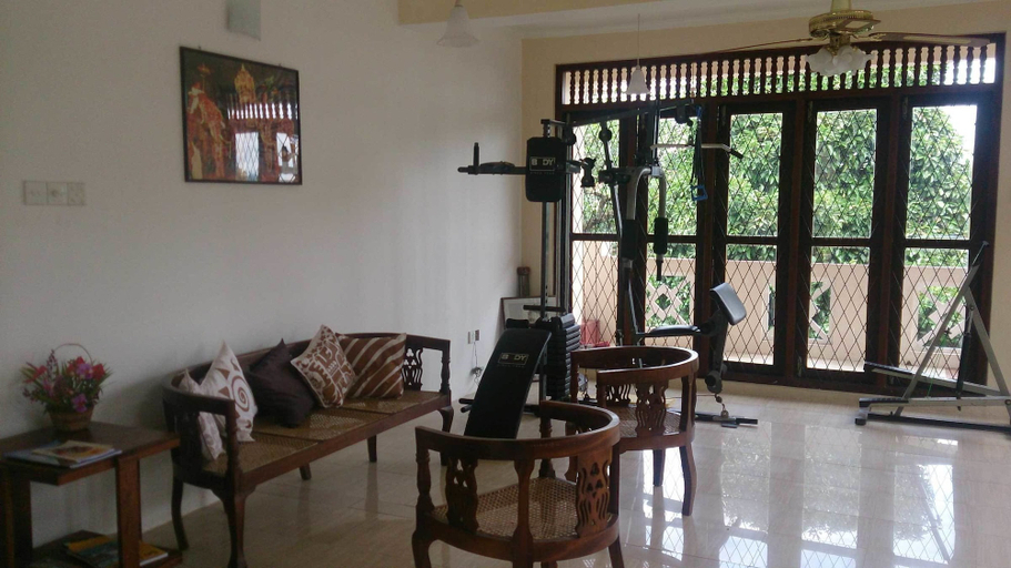 Others 4, Sunny Hill Residence, Kandy, K.F.G. & G. Korale