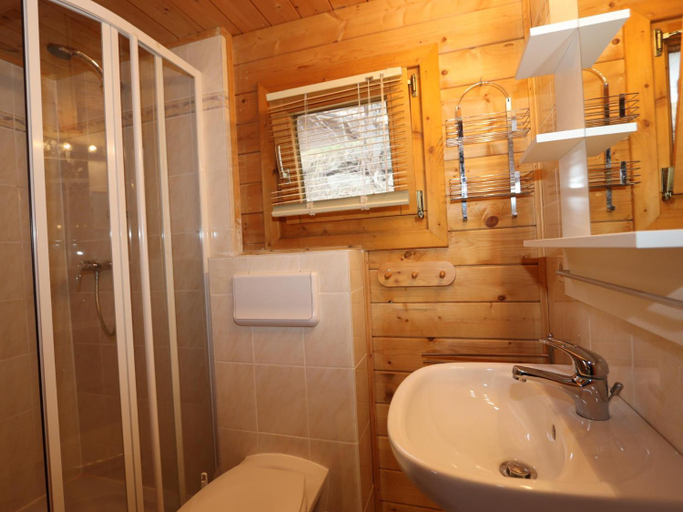 Bathroom, Kogelnig-Hutte, Schwaz