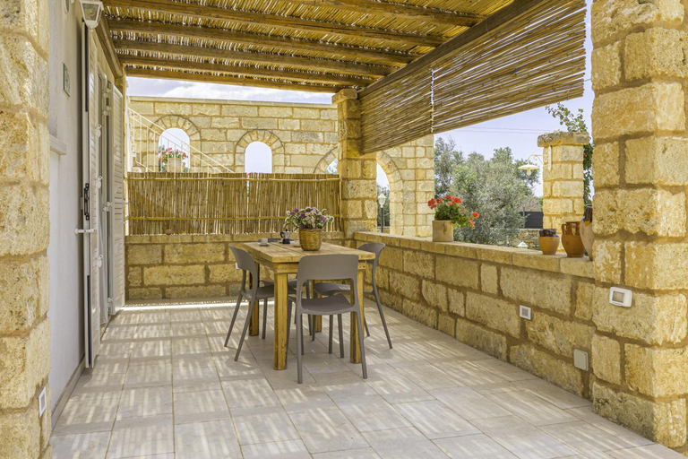 Others 3, Masseria Li Turri, Lecce