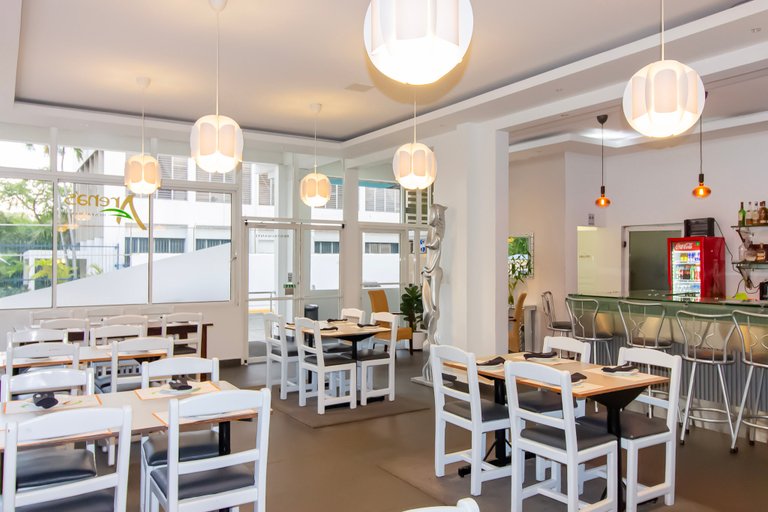 Food & Drinks 5, Hotel Señorial, Distrito Nacional