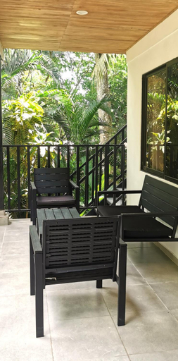 Others 5, Riverside Apartments, Puntarenas
