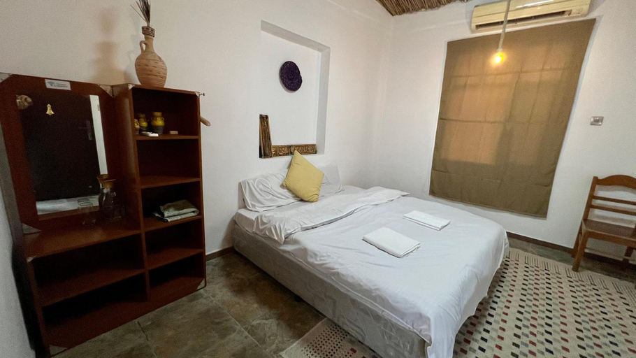 Others 5, Wadi Shab Beach House, Sur