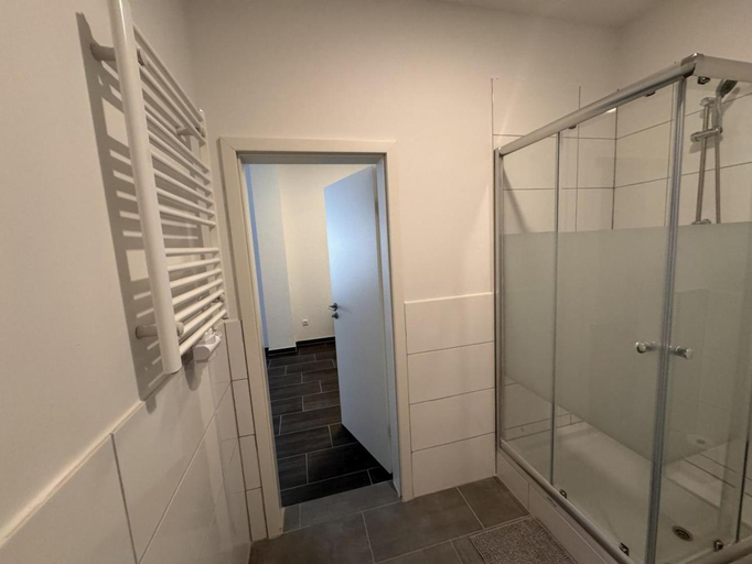 Others 5, Cozy Apartment in Leverkusen, Leverkusen
