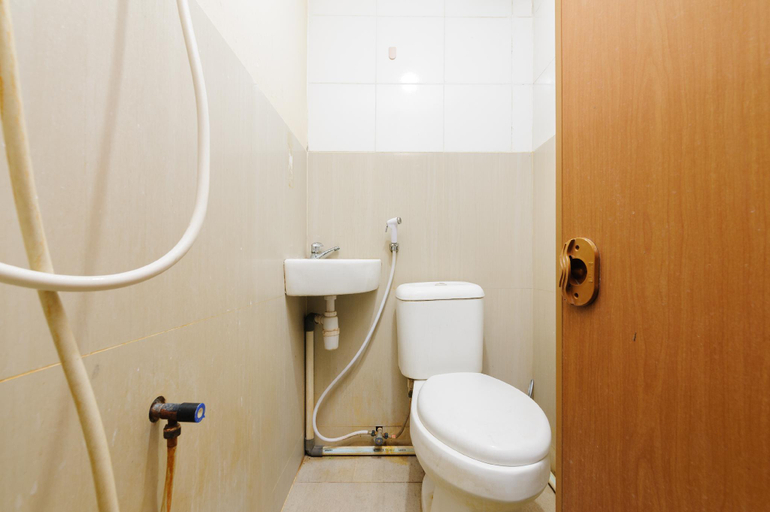 Bathroom 7
