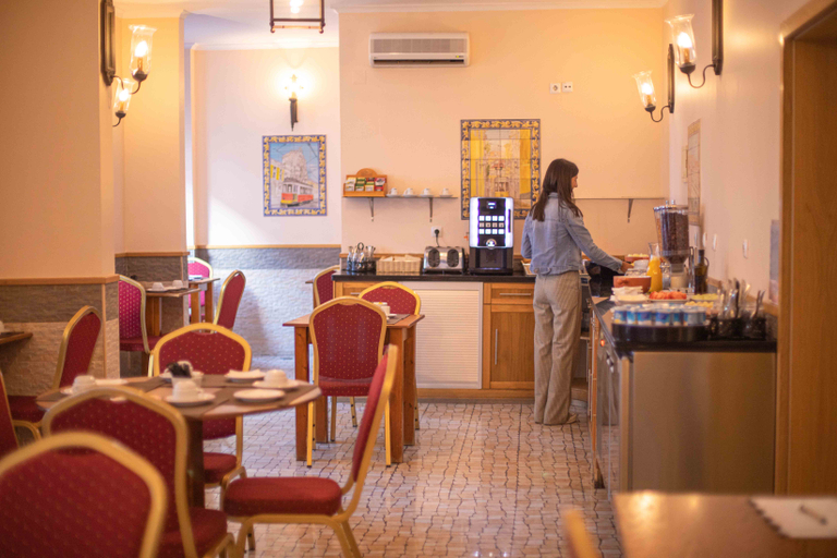 Food & Drinks 4, Residencial Alcobia, Lisbon