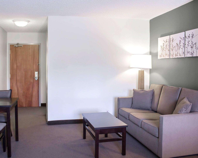 Public Area 2, Sleep Inn & Suites Smithfield near I-95, Johnston