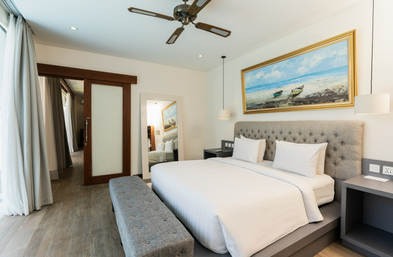 Bedroom 12
