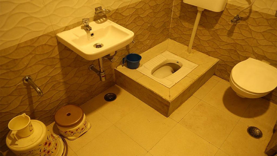 Others 5, Hotel Kings Way, Ajmer