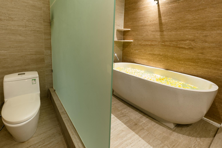 Bathroom 4