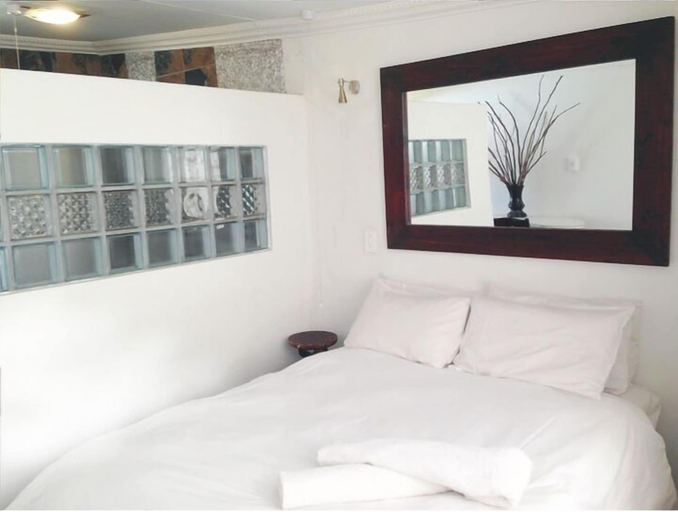 Bedroom 2, 44 On Ennis Guest Lodge and Restaurant, Gert Sibande