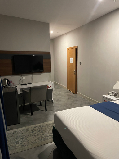 Bedroom 2, Midway Hotel, Accra