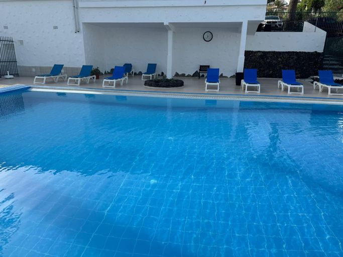 Others 3, Villa Azure Horizon and Breeze - Panoramic Ocean View and Heated Pool, Santa Cruz de Tenerife