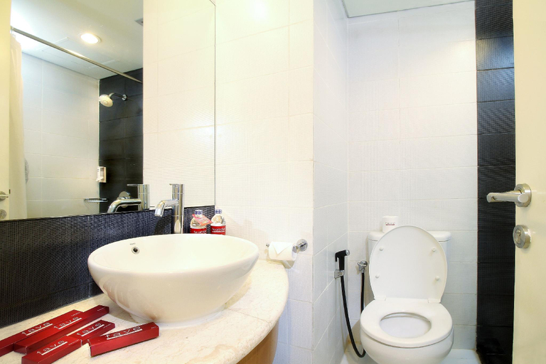 Bathroom 11