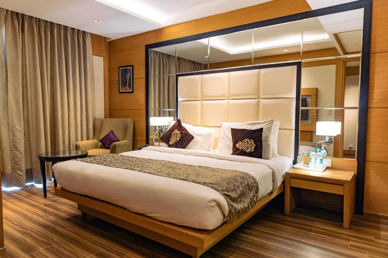 Bedroom 12