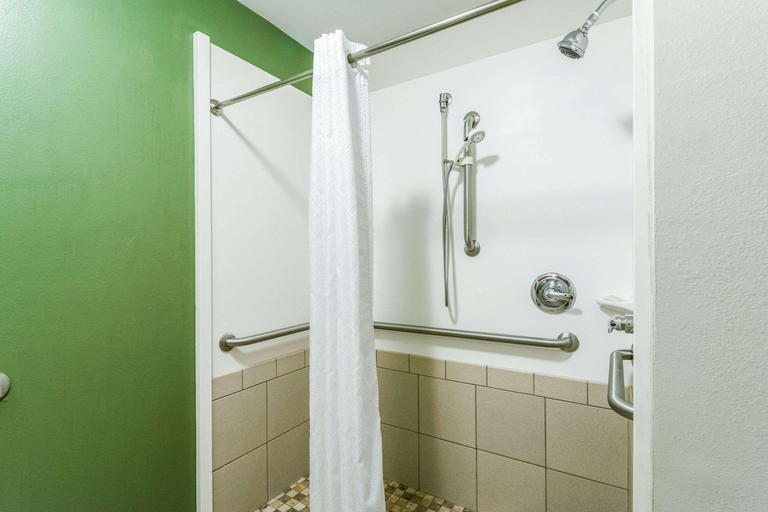 Bathroom 4, Sleep Inn & Suites Smithfield near I-95, Johnston