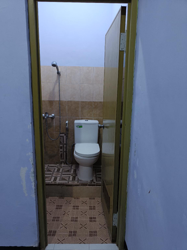 Bathroom 7