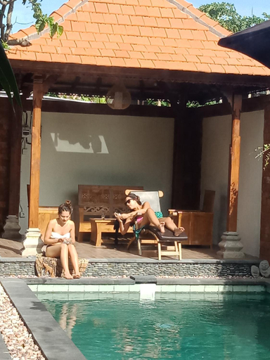 Swimming Pool 2