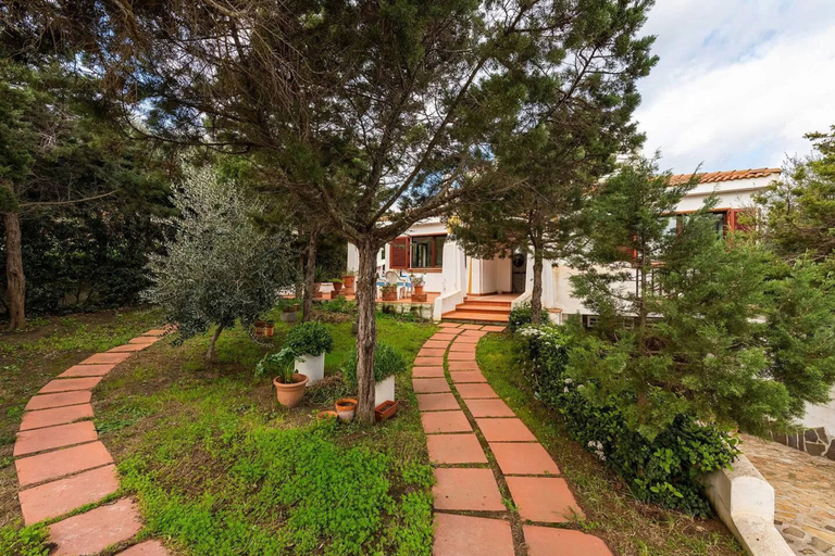 Room 5, Villa La Fata With 3 Bedrooms and 3 Bathrooms, Sassari