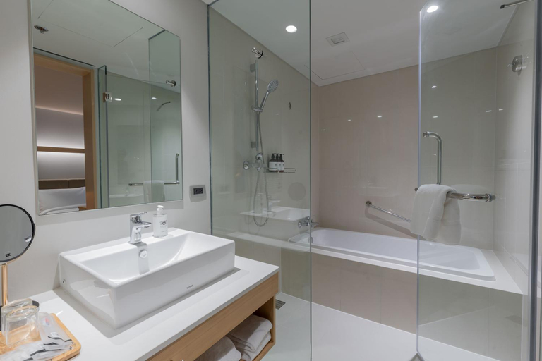 Bathroom 7