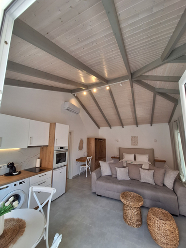 Others 5, Luxury Apartments Kanali, Epirus