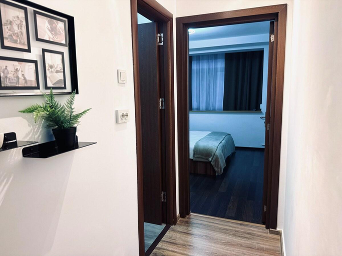Public Area 2, U.N.D.E. Home, Municipiul Bucuresti