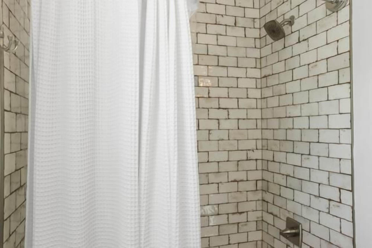 Bathroom 4, Just Beachy, Bay