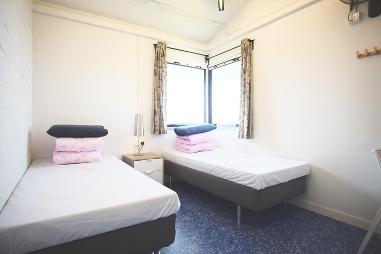 Bedroom 29