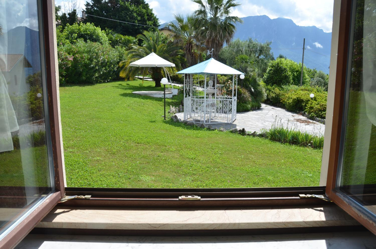 View 4, Casa Aurea, Como