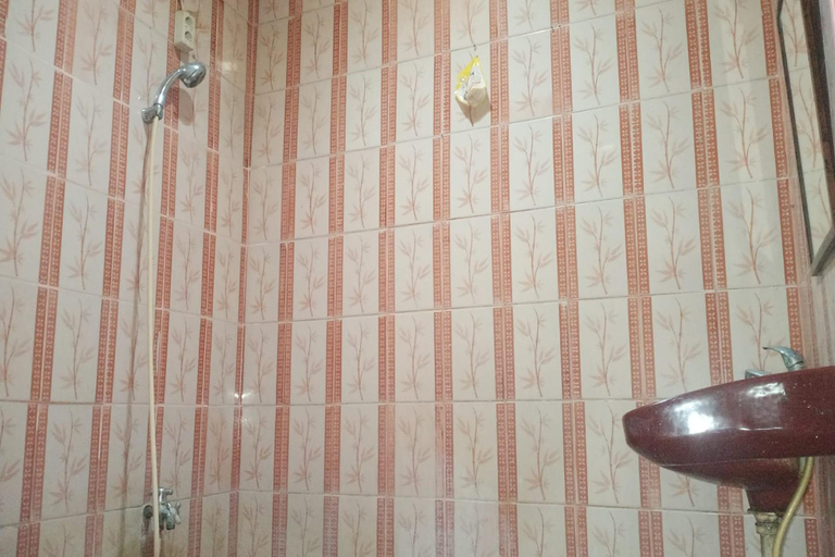 Bathroom 11