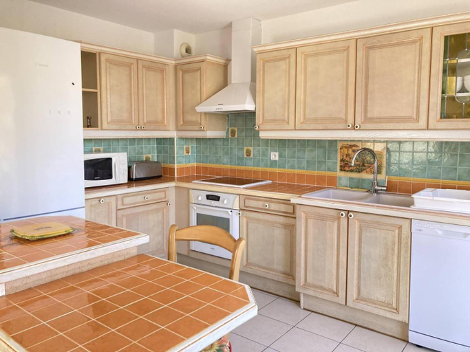 Kitchen 3, Villa LES LAURIERS avec terrasse et jardin proche plage, Aude