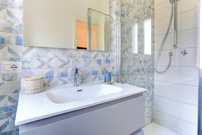 Bathroom 4, Vatican Loft with Balcony -Home and More, Rome