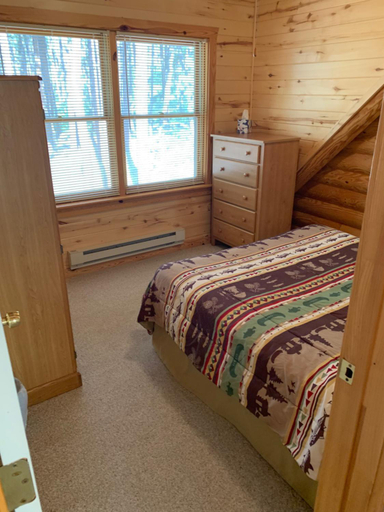 Bedroom, Bear Paw Lodge & Vacation Homes, La Plata