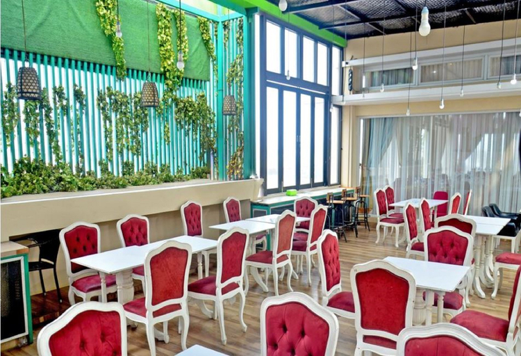 Food & Drinks 5, Hotel Alodia , Bandar Lampung