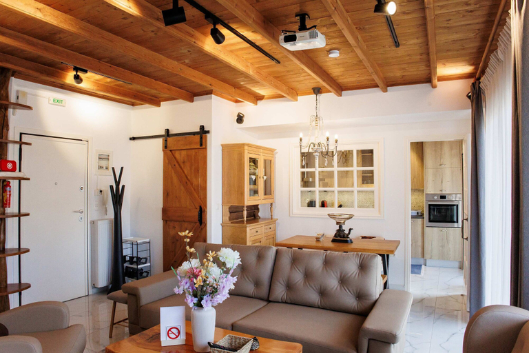 Room 2, Kozani Central Nest - Homely Vibes, West Macedonia