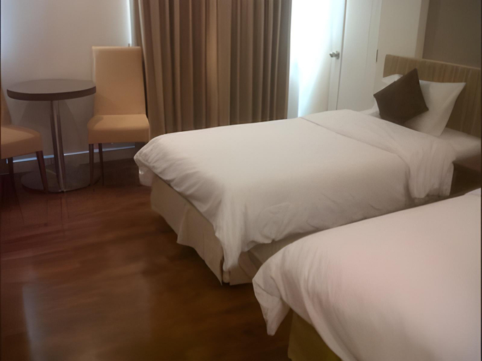 Bedroom 12