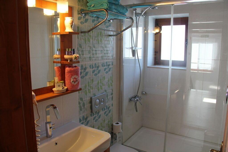 Bathroom 5, Leylak Boutique Hotel & Brasserie - Boutique Class, Çeşme