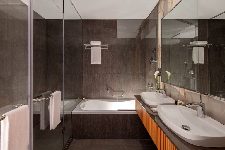 Bathroom 4, THE FIRST COLLECTION BUSINESS BAY, Dubai