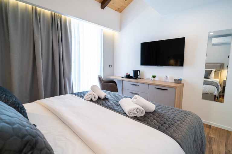 Bedroom 4, Seafront Sunset Studio&Rooms, Zadar